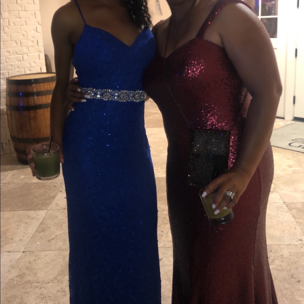 Formal Dress - Picture 4 of 4